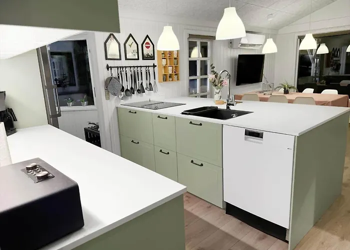 2801-romo-helmusager-4 * Molby