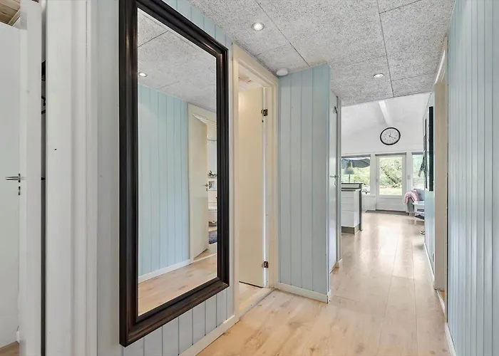 2801-romo-helmusager-4